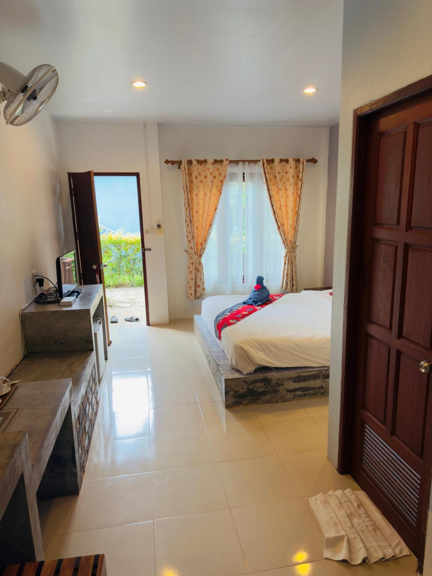 Andawa Lanta Resort Koh Lanta Exterior photo